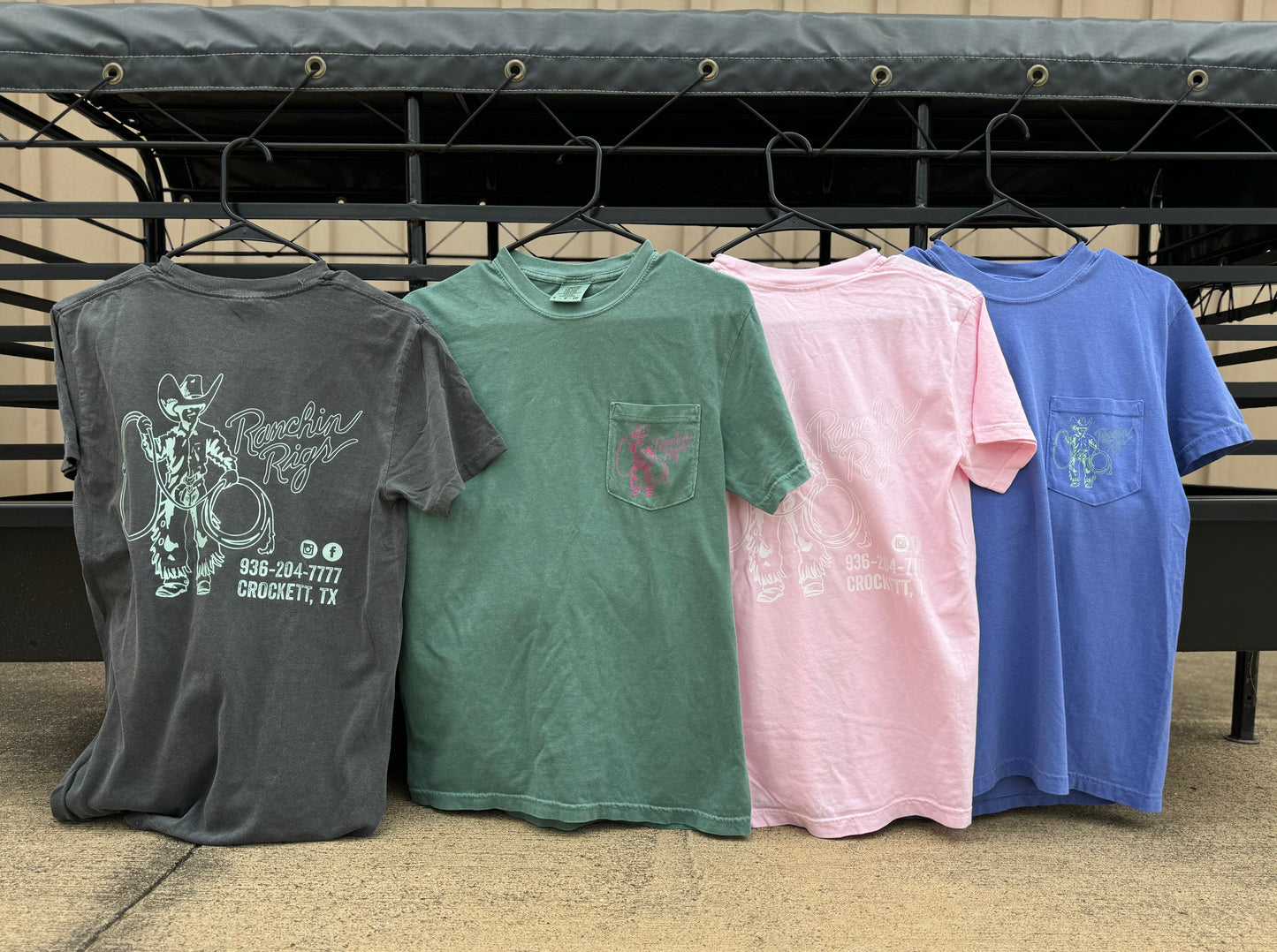 Adult Ranchin Rigs Tee